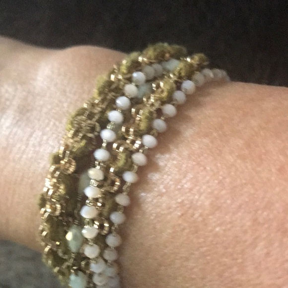 Anthropologie Jewelry - Anthropologie glistening bracelet
